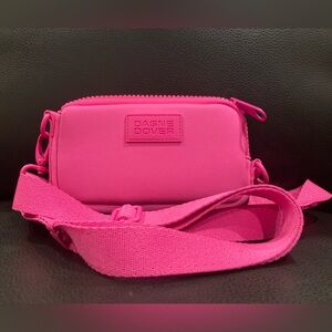 DAGNE DOVER MARA NEOPRENE PHONE SLING PINK